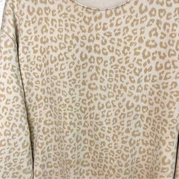 GAP leopard print oversized crop sweatshirt, size small - Picture 8 of 11